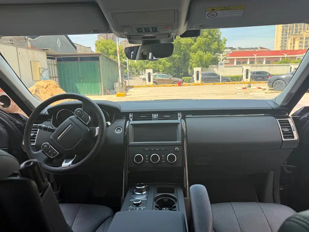 Land Rover Discovery — фото 11