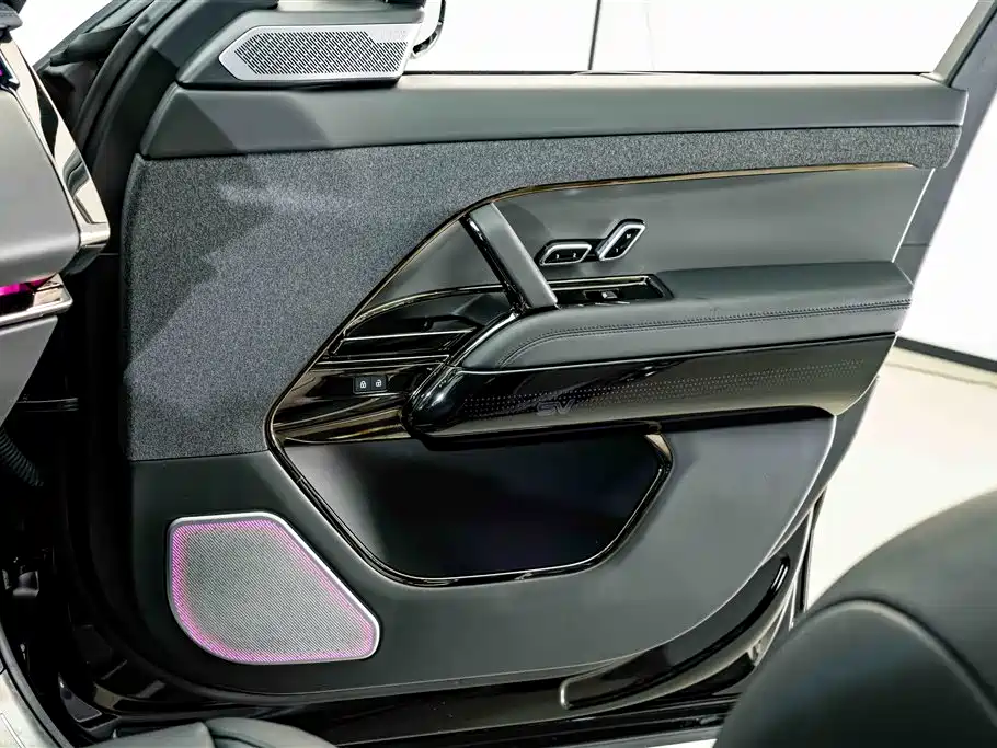 Land Rover Sport — фото 16