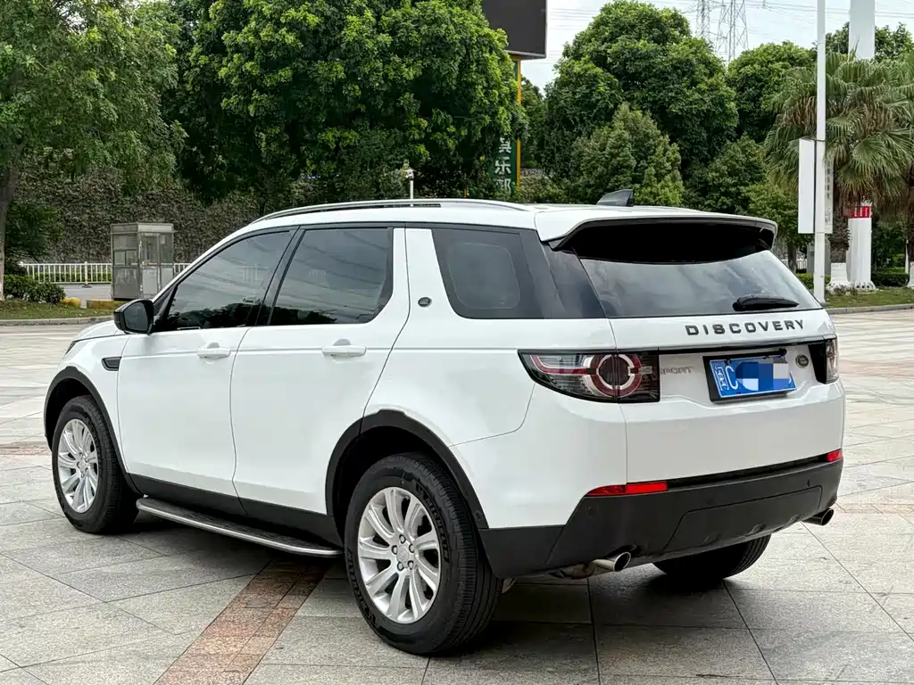 Land Rover Discovery Sport — фото 8
