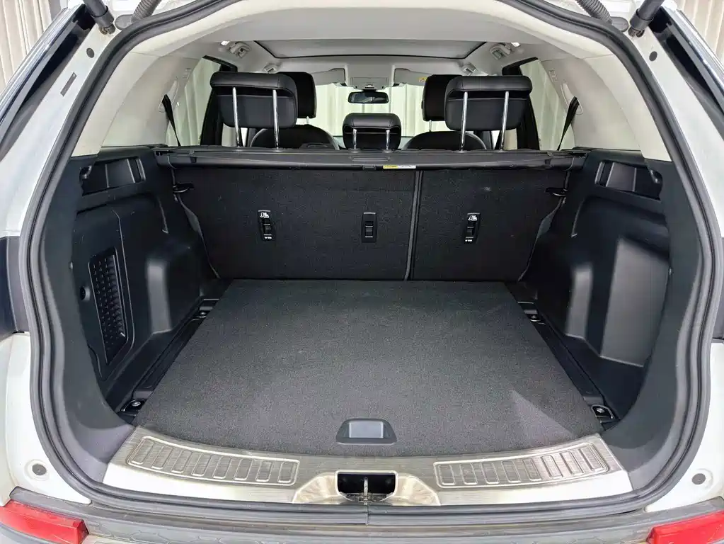 Land Rover Discovery Sport — фото 8