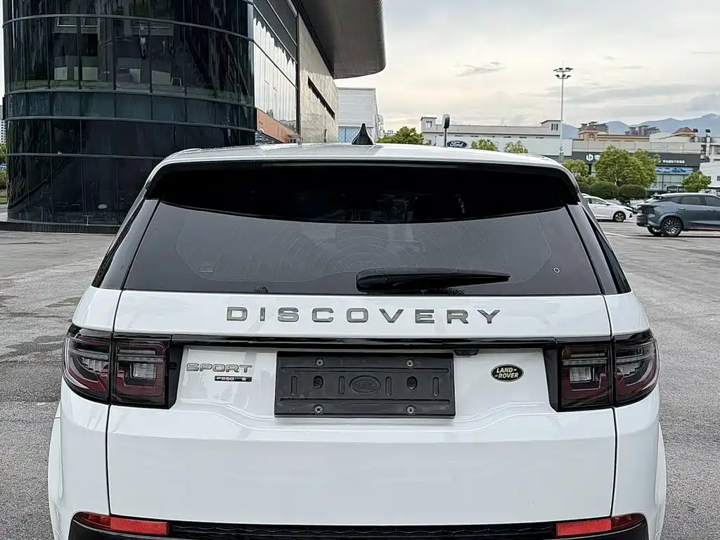 Land Rover Discovery Sport — фото 8