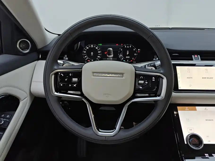 Land Rover Evoque — фото 15