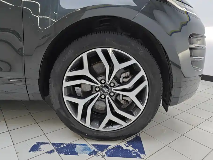 Land Rover Evoque — фото 6