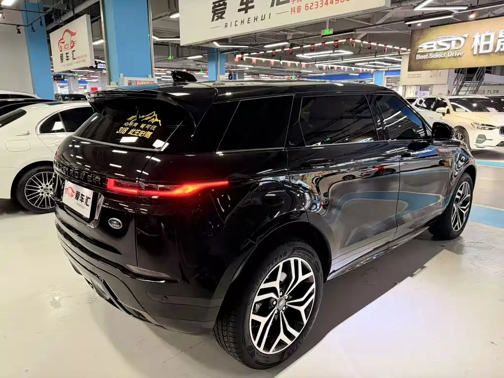 Land Rover Evoque — фото 17