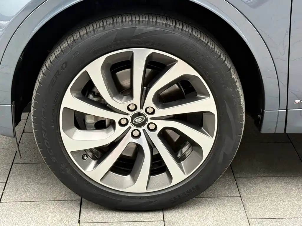 Land Rover Discovery Sport — фото 10