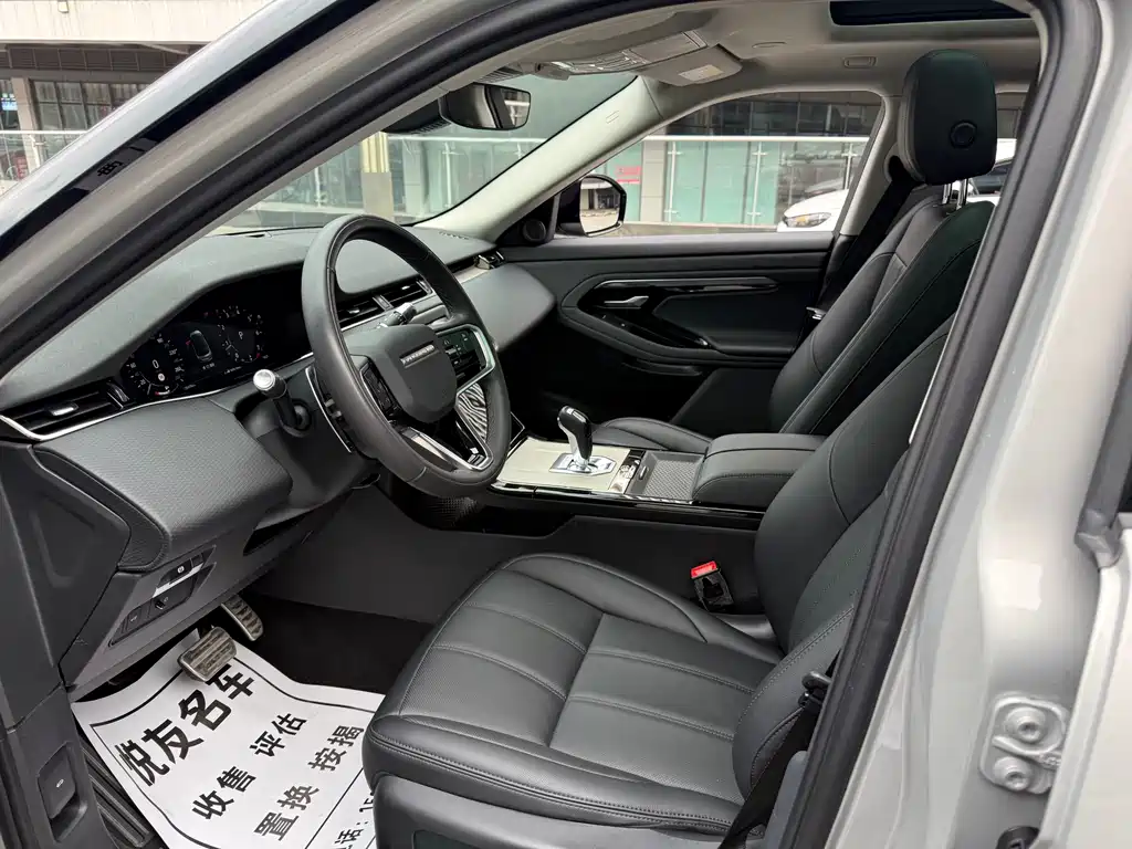 Land Rover Evoque — фото 17