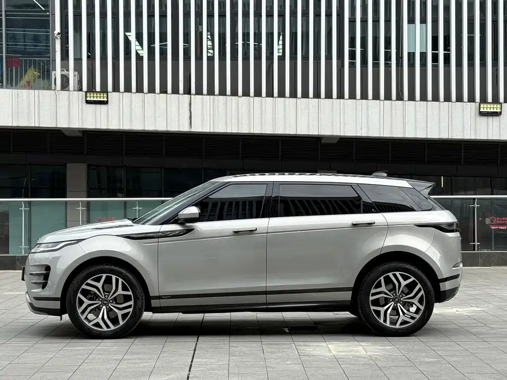 Land Rover Evoque — фото 4