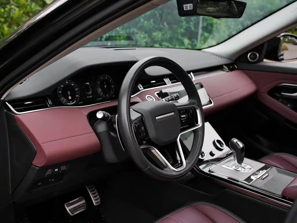 Land Rover Evoque — фото 13
