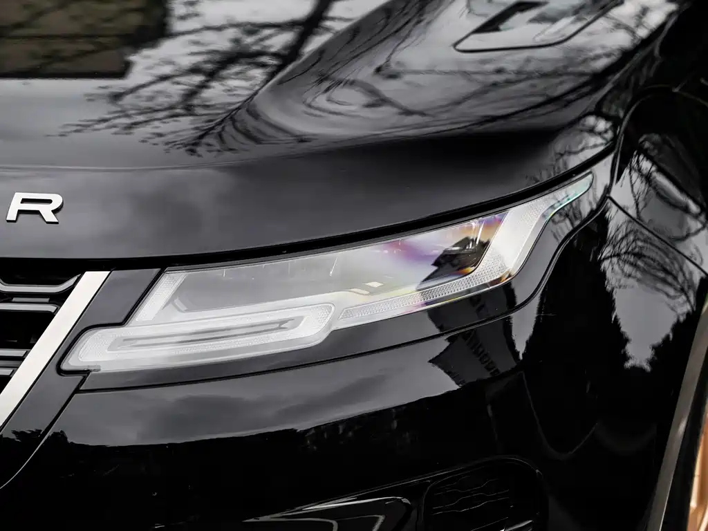 Land Rover Evoque — фото 23