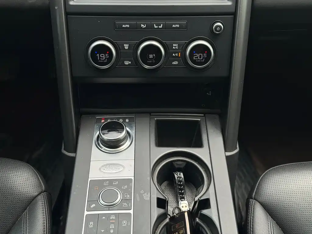 Land Rover Discovery — фото 13