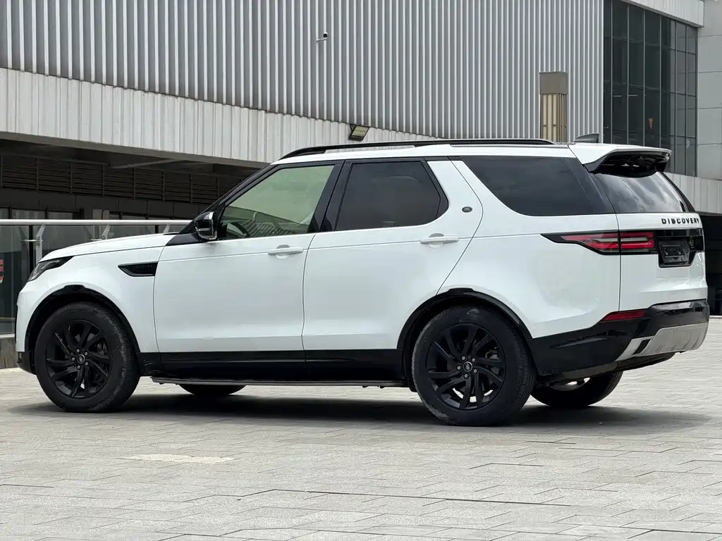Land Rover Discovery — фото 15