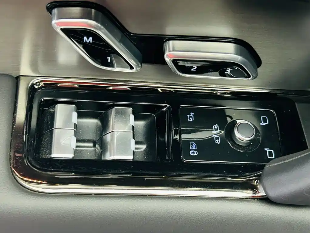 Land Rover Sport — фото 18