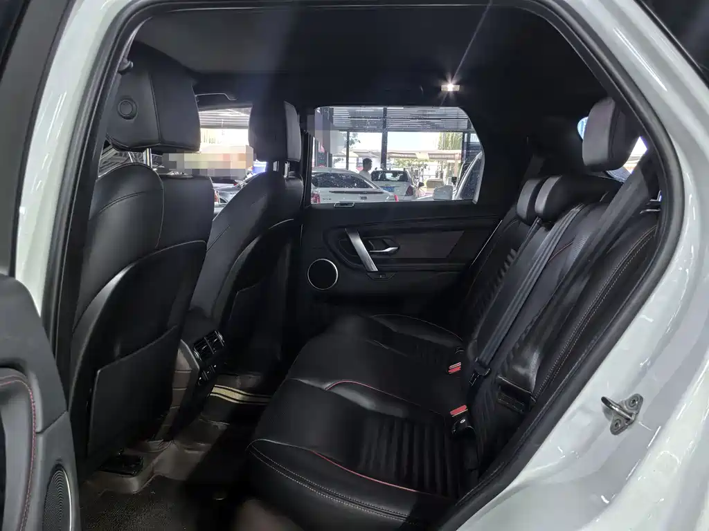 Land Rover Discovery Sport — фото 12