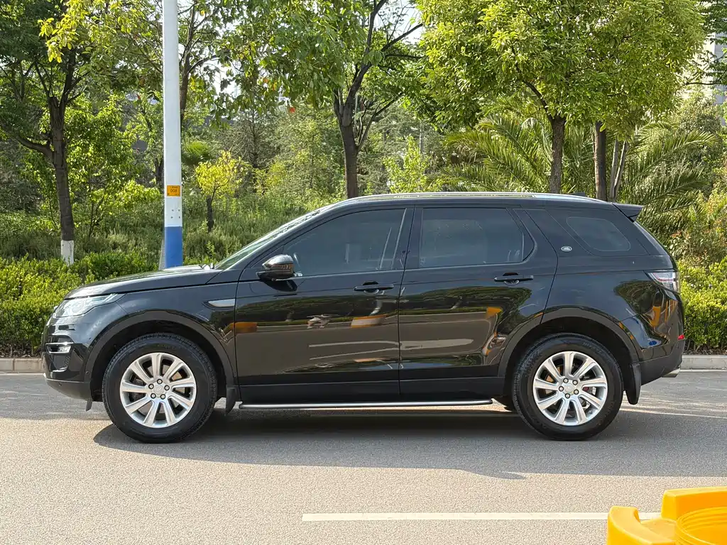 Land Rover Discovery Sport — фото 3