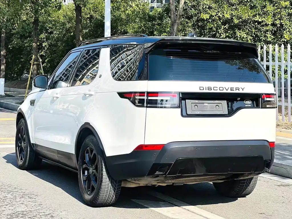 Land Rover Discovery — фото 8