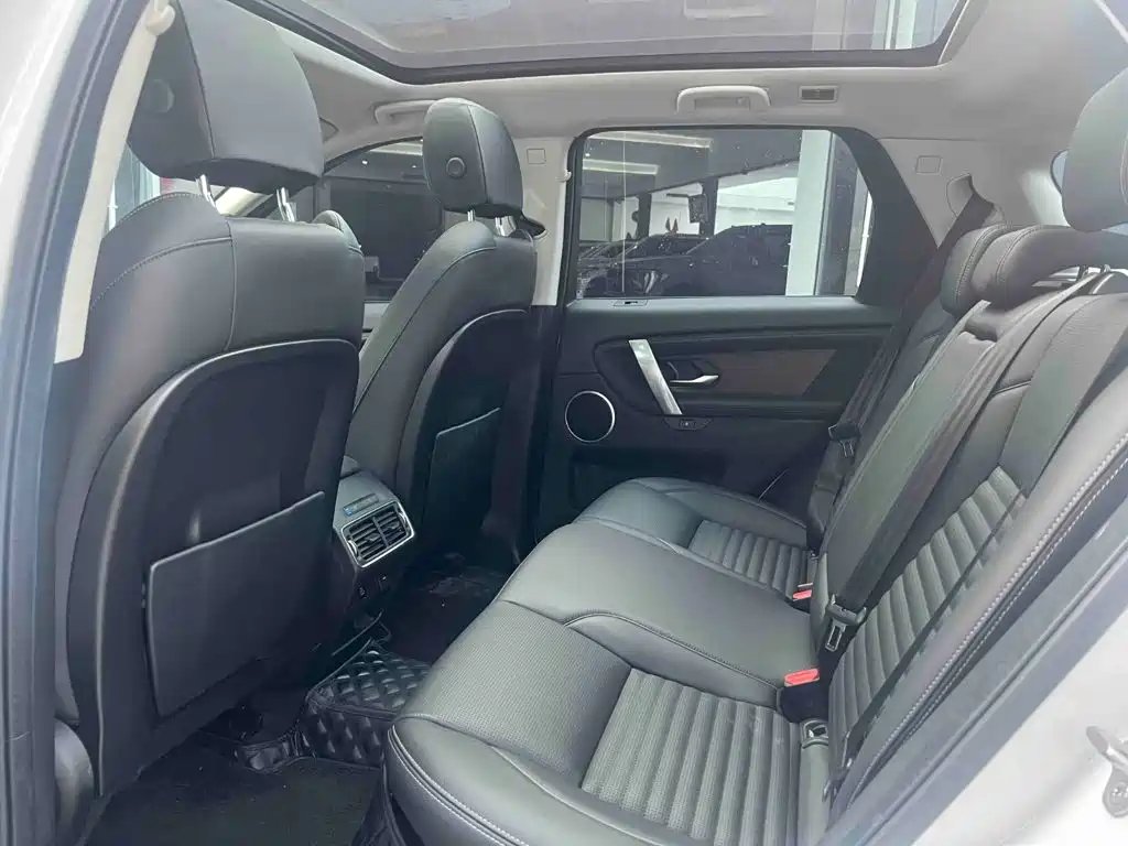Land Rover Discovery Sport — фото 4