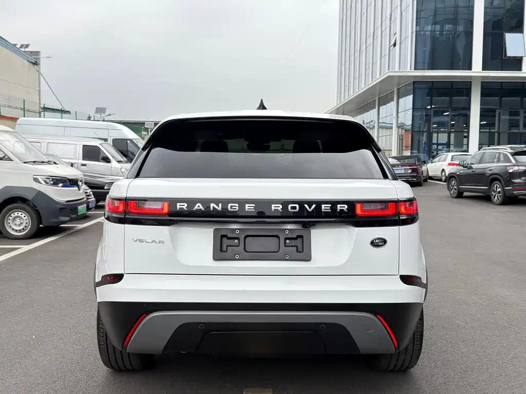 Land Rover Velar — фото 13