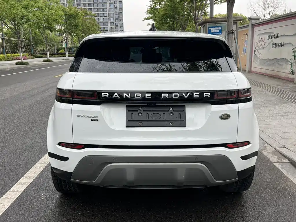 Land Rover Evoque — фото 13