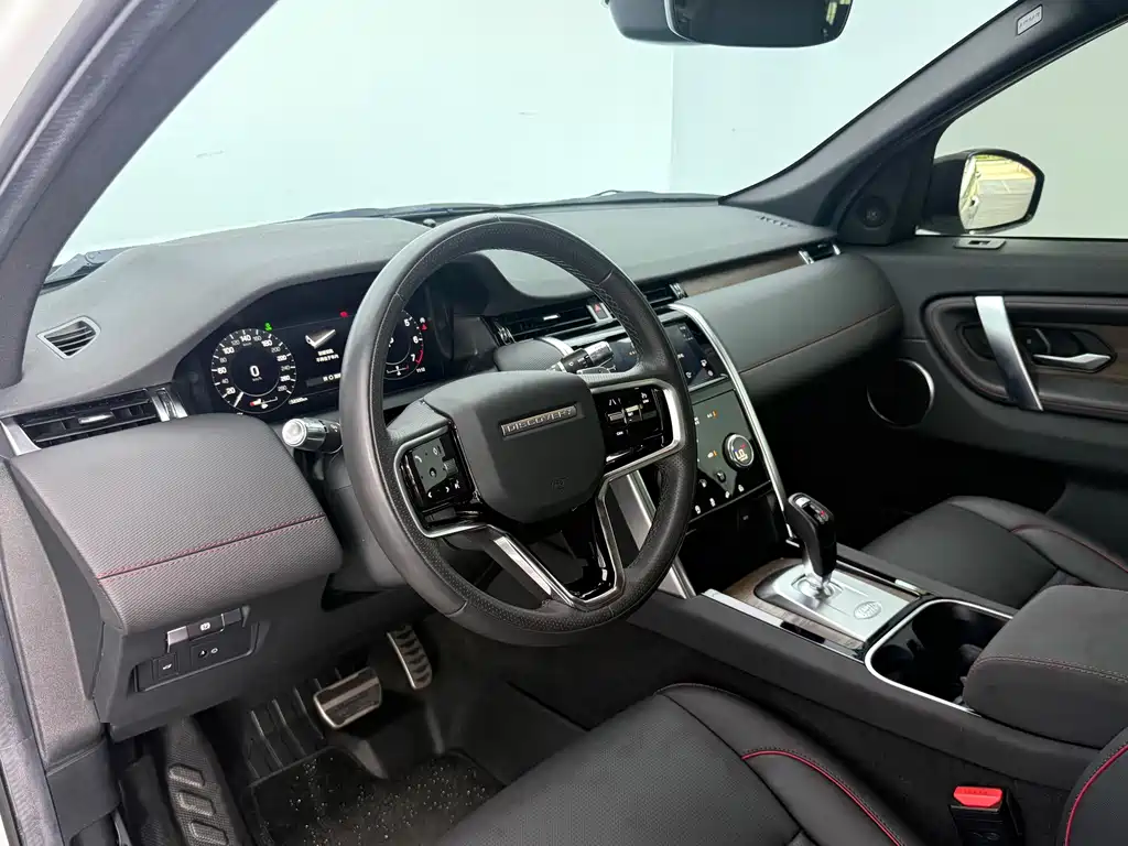 Land Rover Discovery Sport — фото 14
