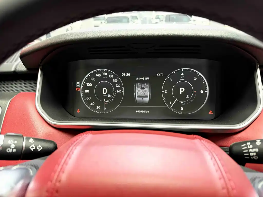 Land Rover Sport — фото 11