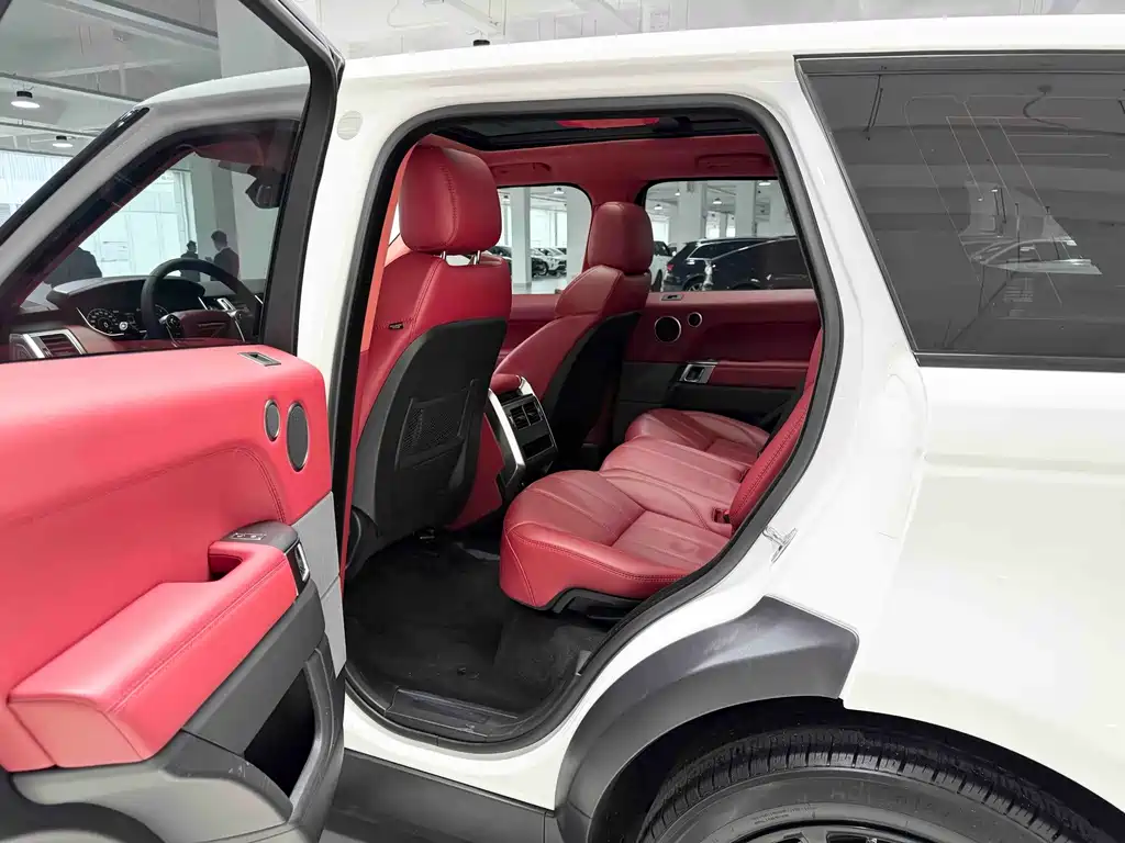 Land Rover Sport — фото 13
