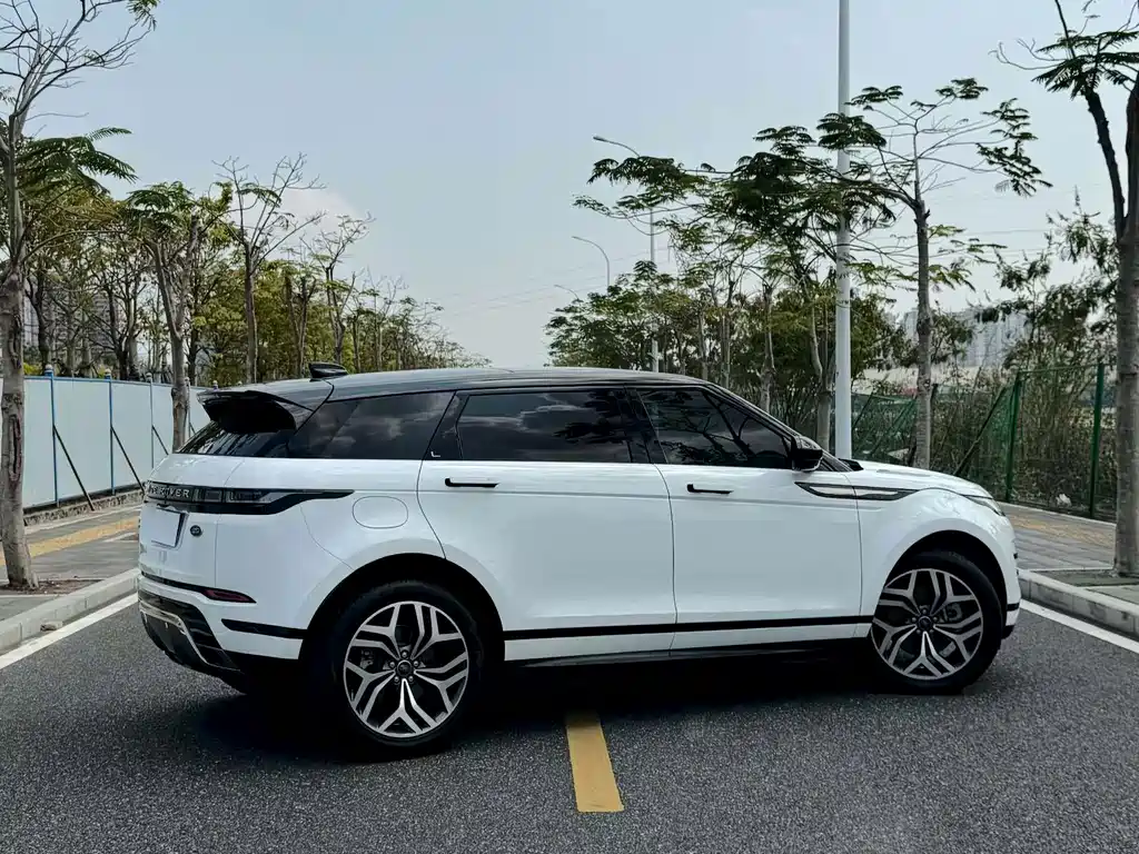Land Rover Evoque — фото 9