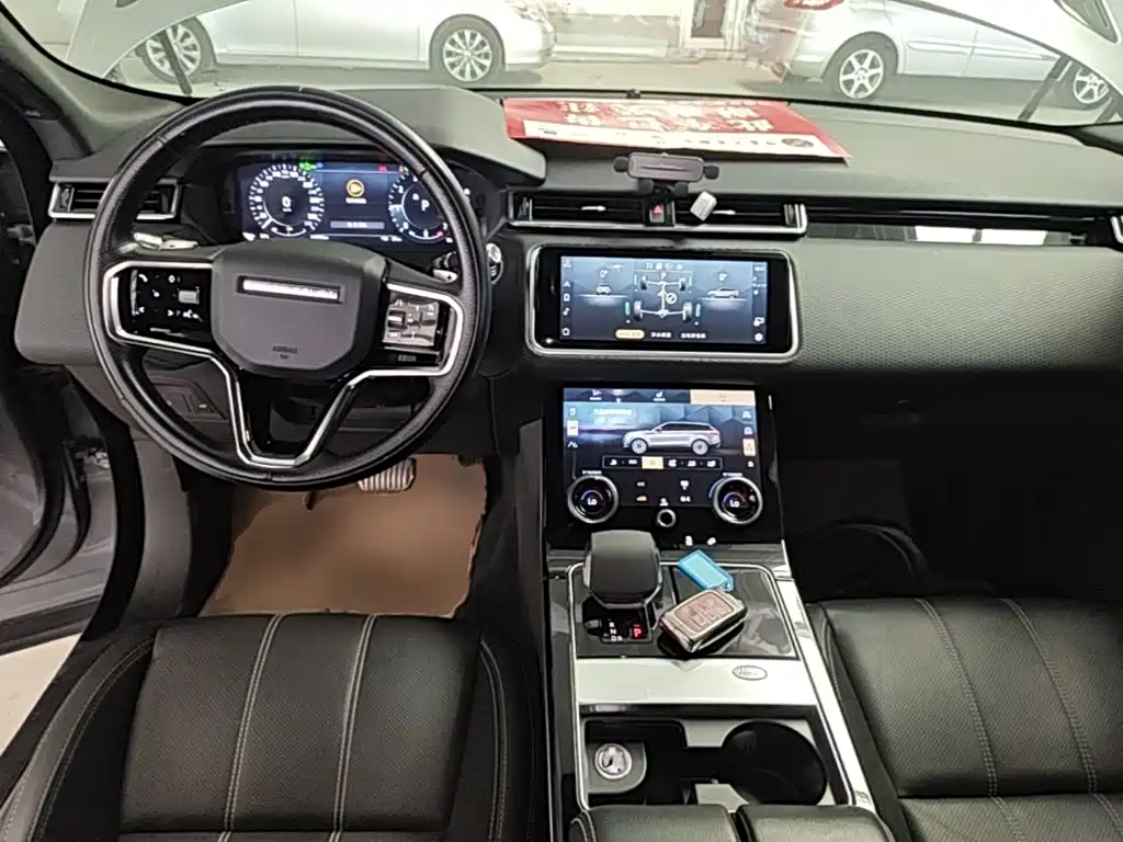 Land Rover Velar — фото 10