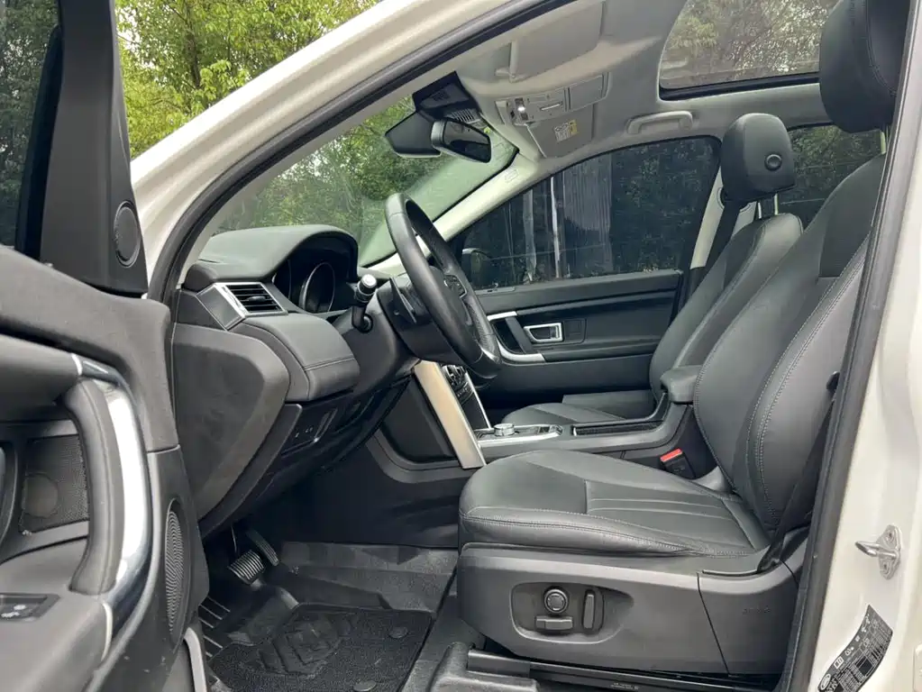 Land Rover Discovery Sport — фото 14