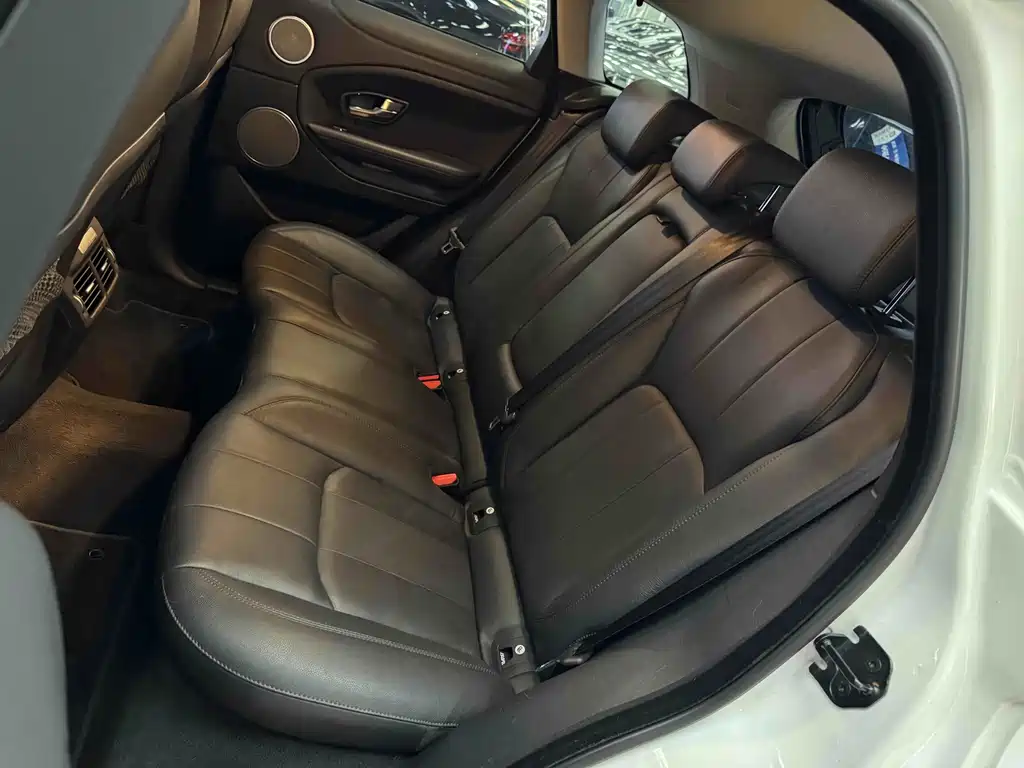 Land Rover Evoque — фото 22