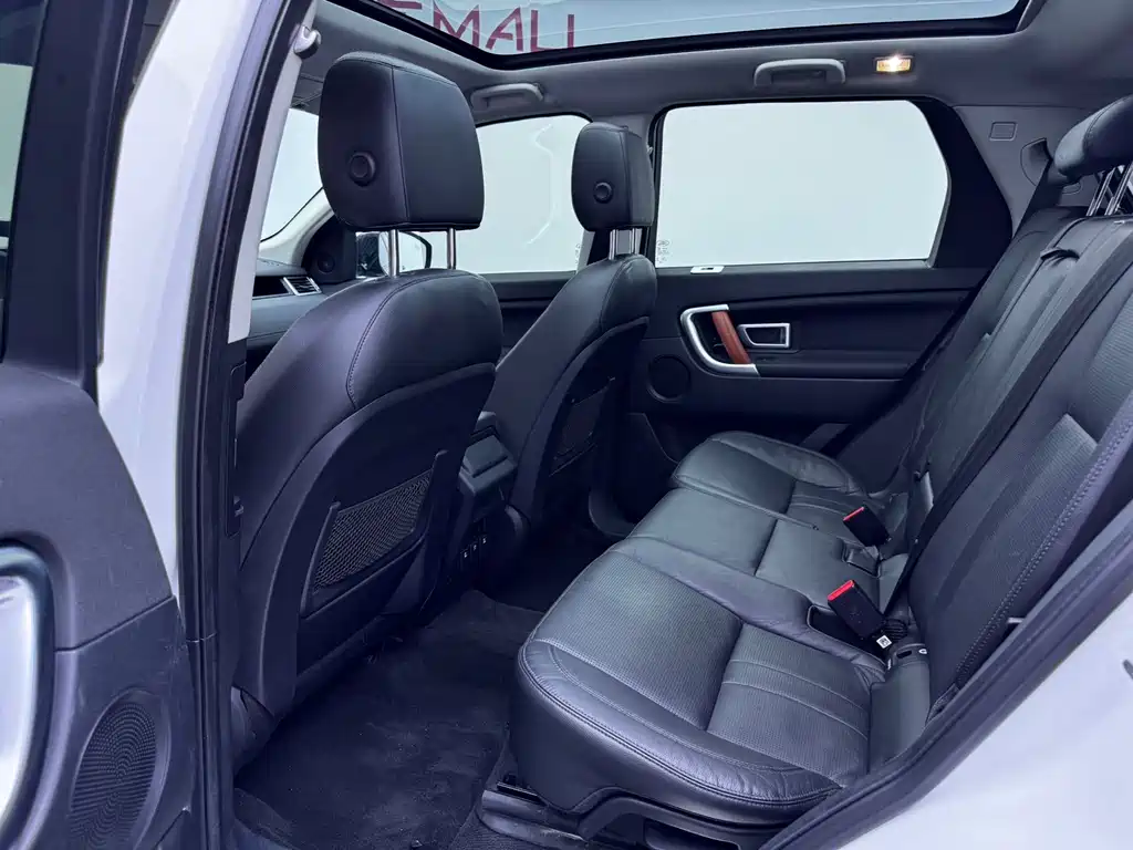 Land Rover Discovery Sport — фото 13
