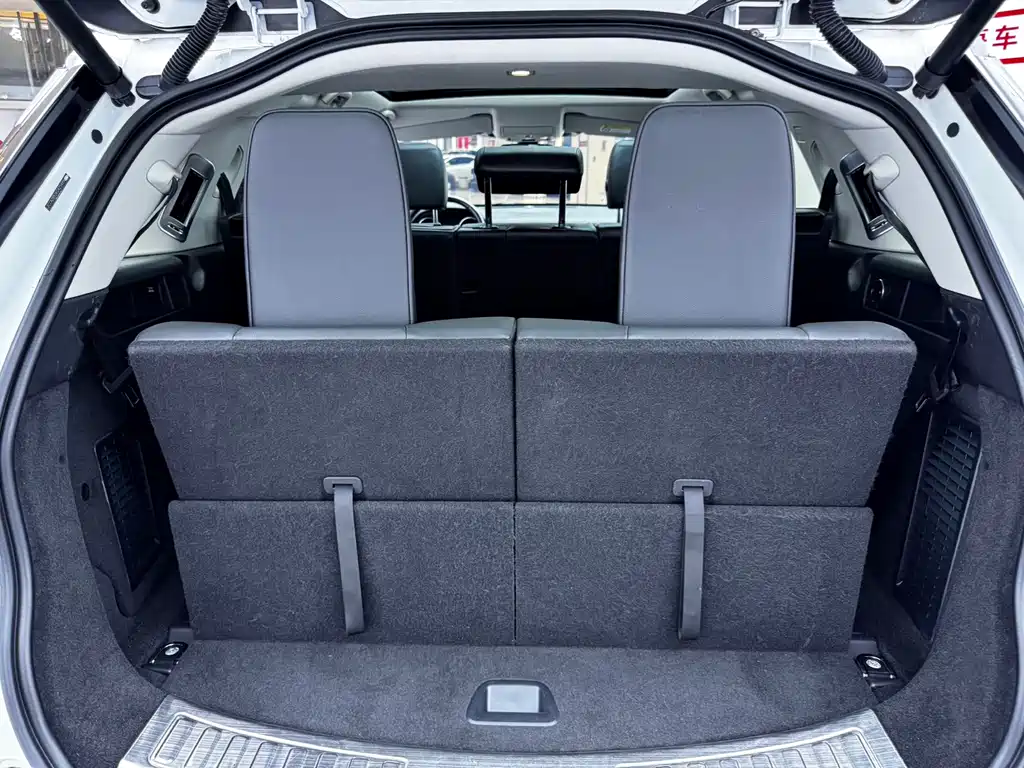 Land Rover Discovery Sport — фото 14