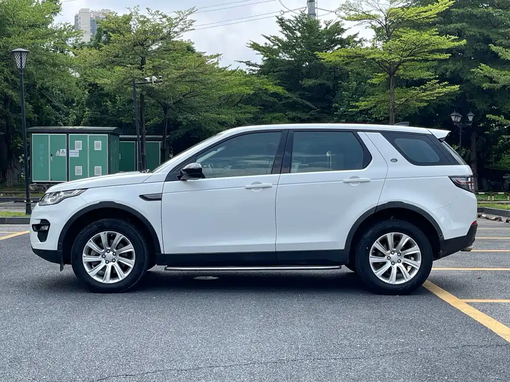 Land Rover Discovery Sport — фото 7