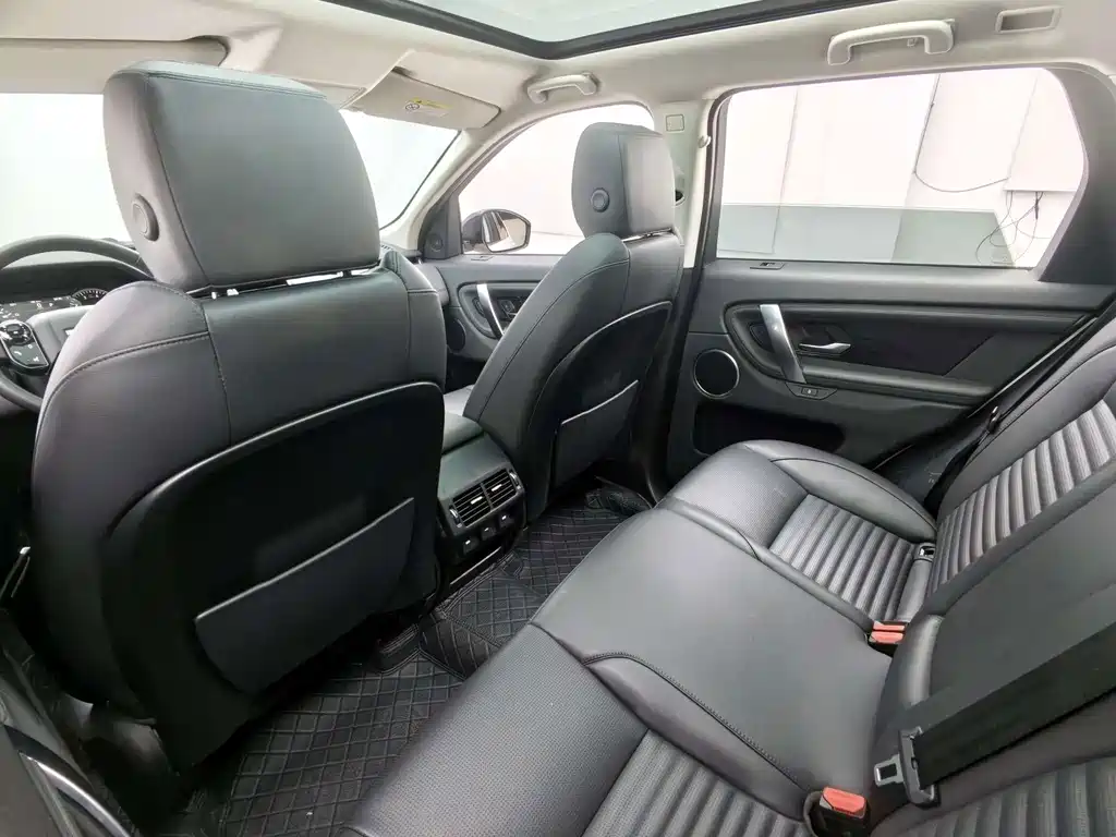 Land Rover Discovery Sport — фото 6