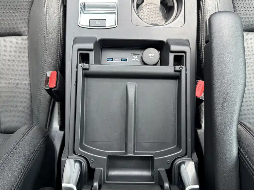Land Rover Discovery — фото 19