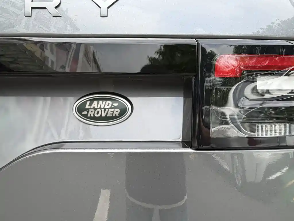 Land Rover Discovery — фото 22