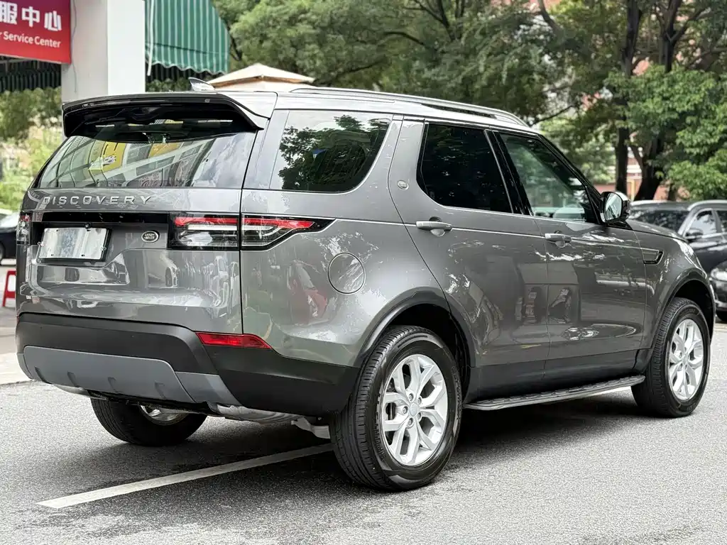 Land Rover Discovery — фото 6