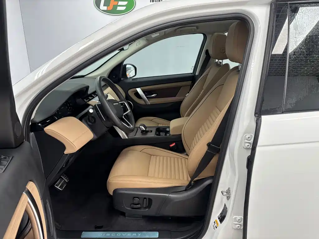 Land Rover Discovery Sport — фото 10