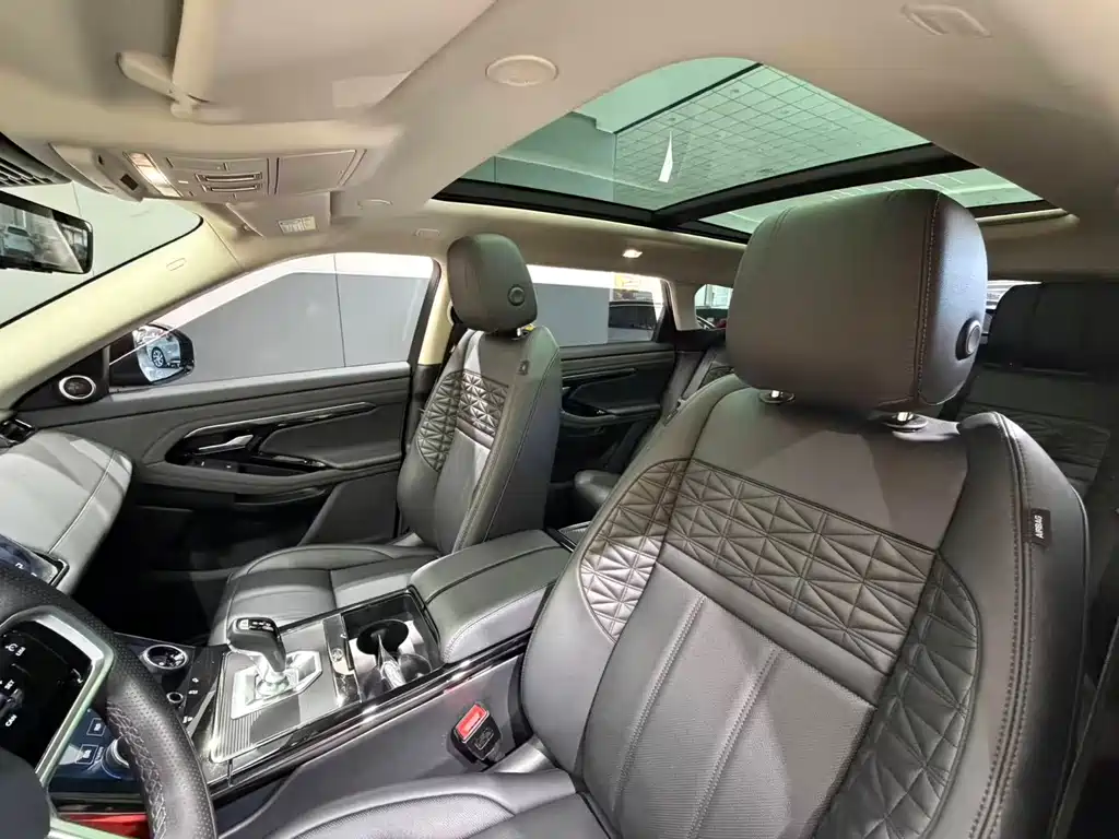 Land Rover Evoque — фото 10