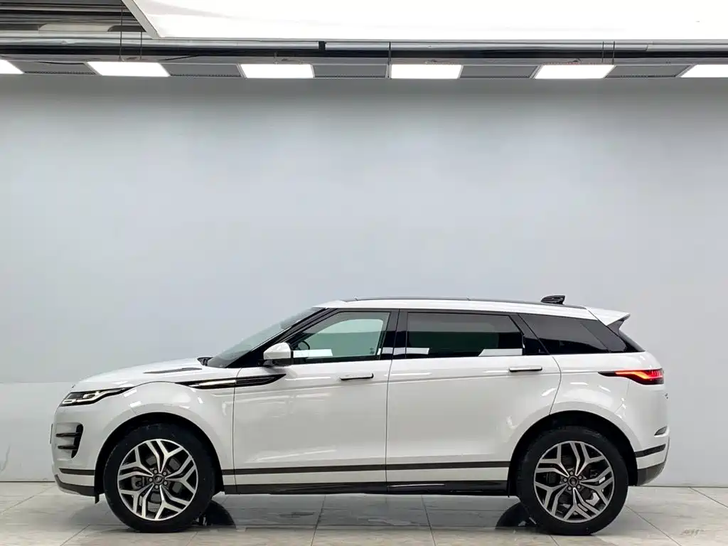 Land Rover Evoque — фото 26