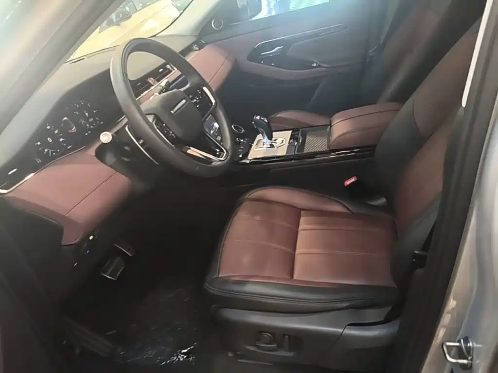Land Rover Evoque — фото 15