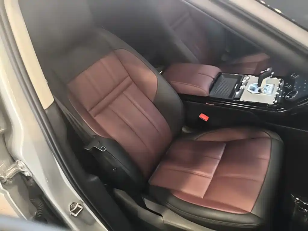 Land Rover Evoque — фото 25