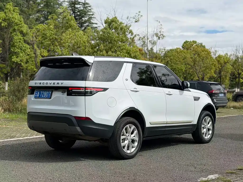 Land Rover Discovery — фото 6
