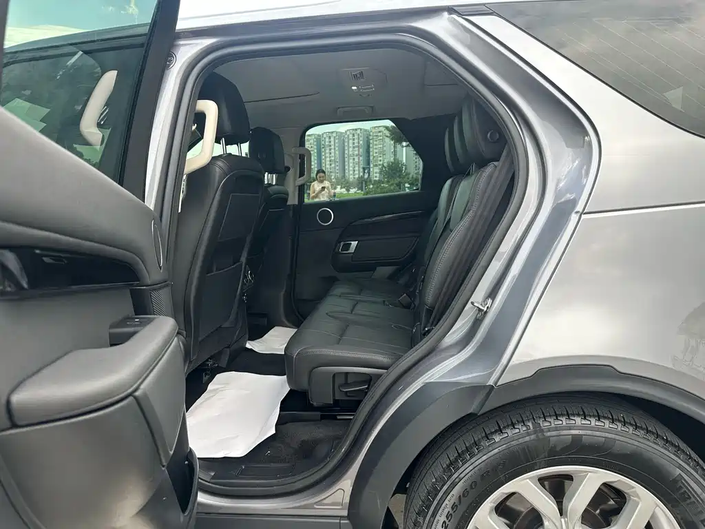 Land Rover Discovery — фото 10