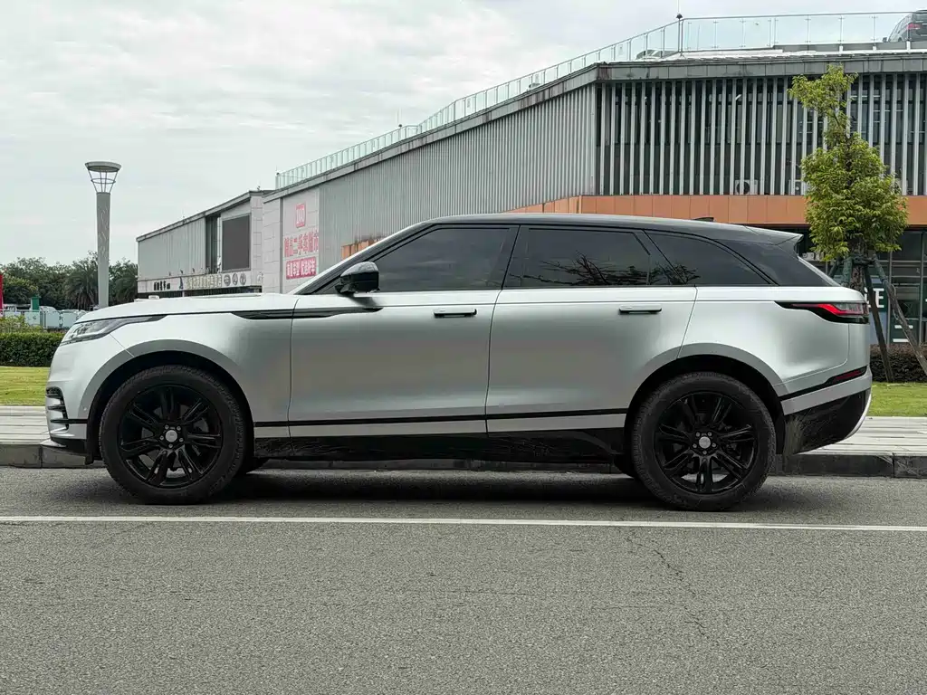 Land Rover Velar — фото 4