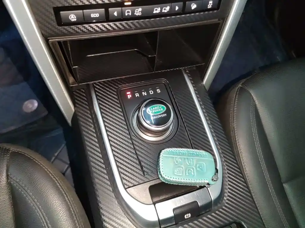 Land Rover Discovery Sport — фото 14