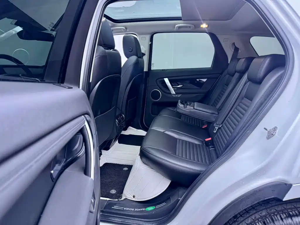 Land Rover Discovery Sport — фото 10