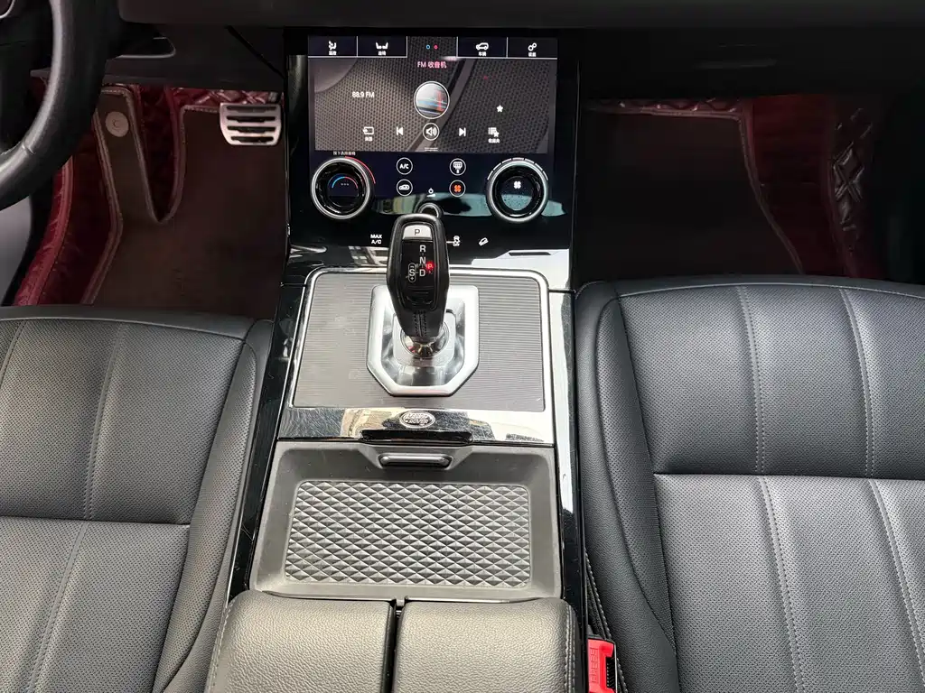 Land Rover Evoque — фото 11