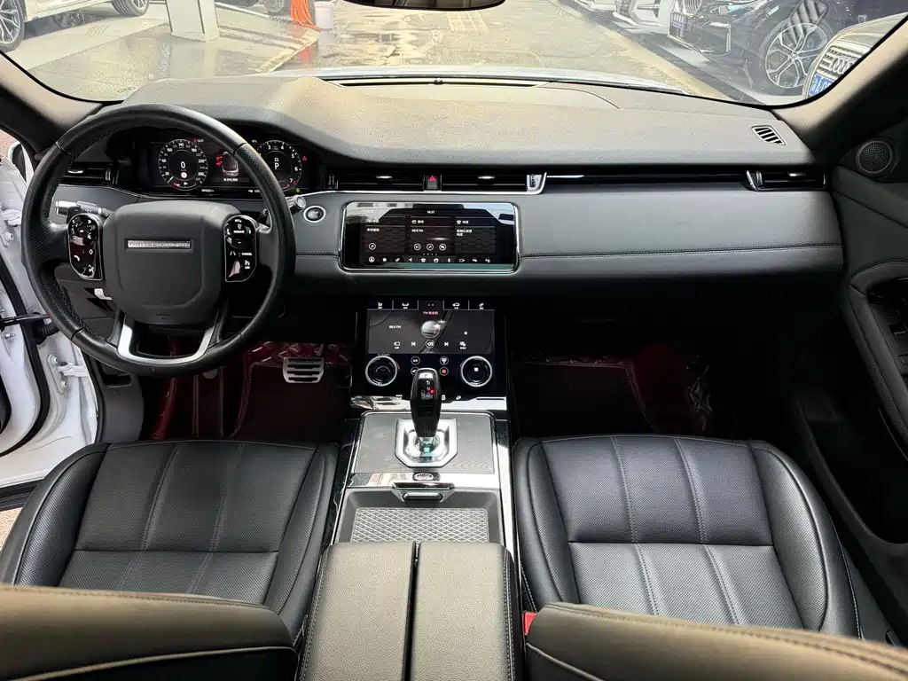 Land Rover Evoque — фото 13