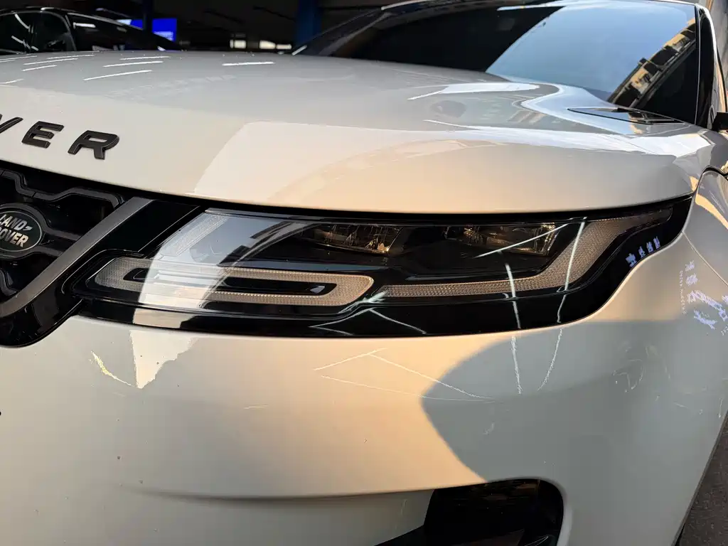 Land Rover Evoque — фото 4