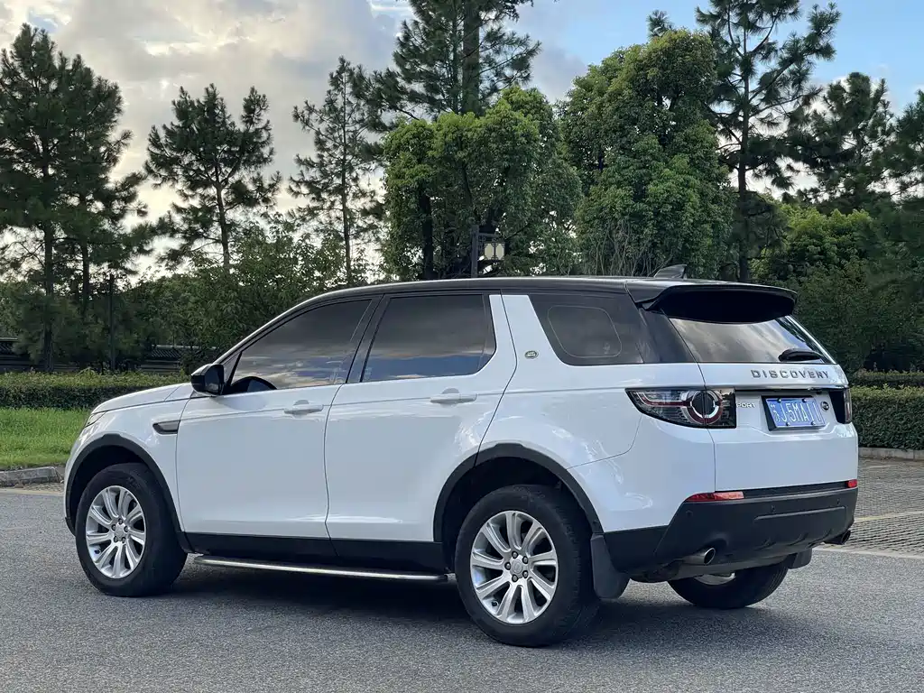 Land Rover Discovery Sport — фото 14